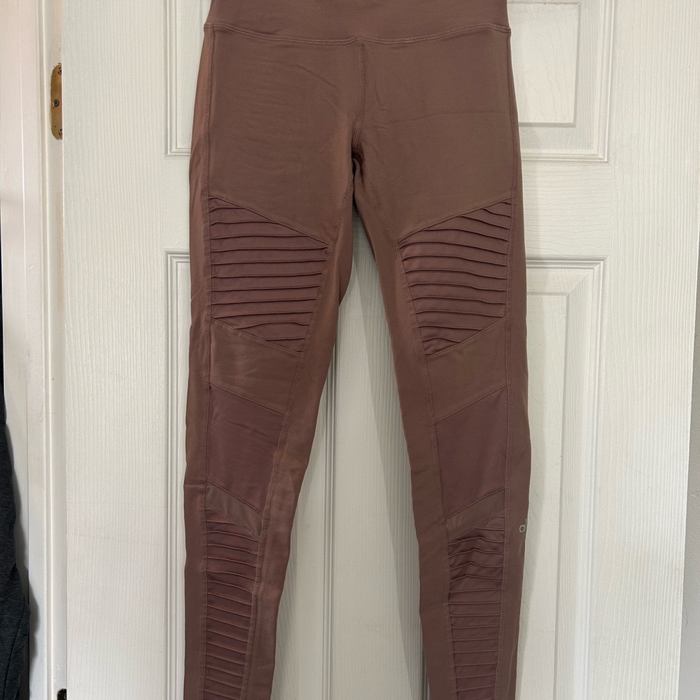 Alo yoga soft pink/mauve leggings